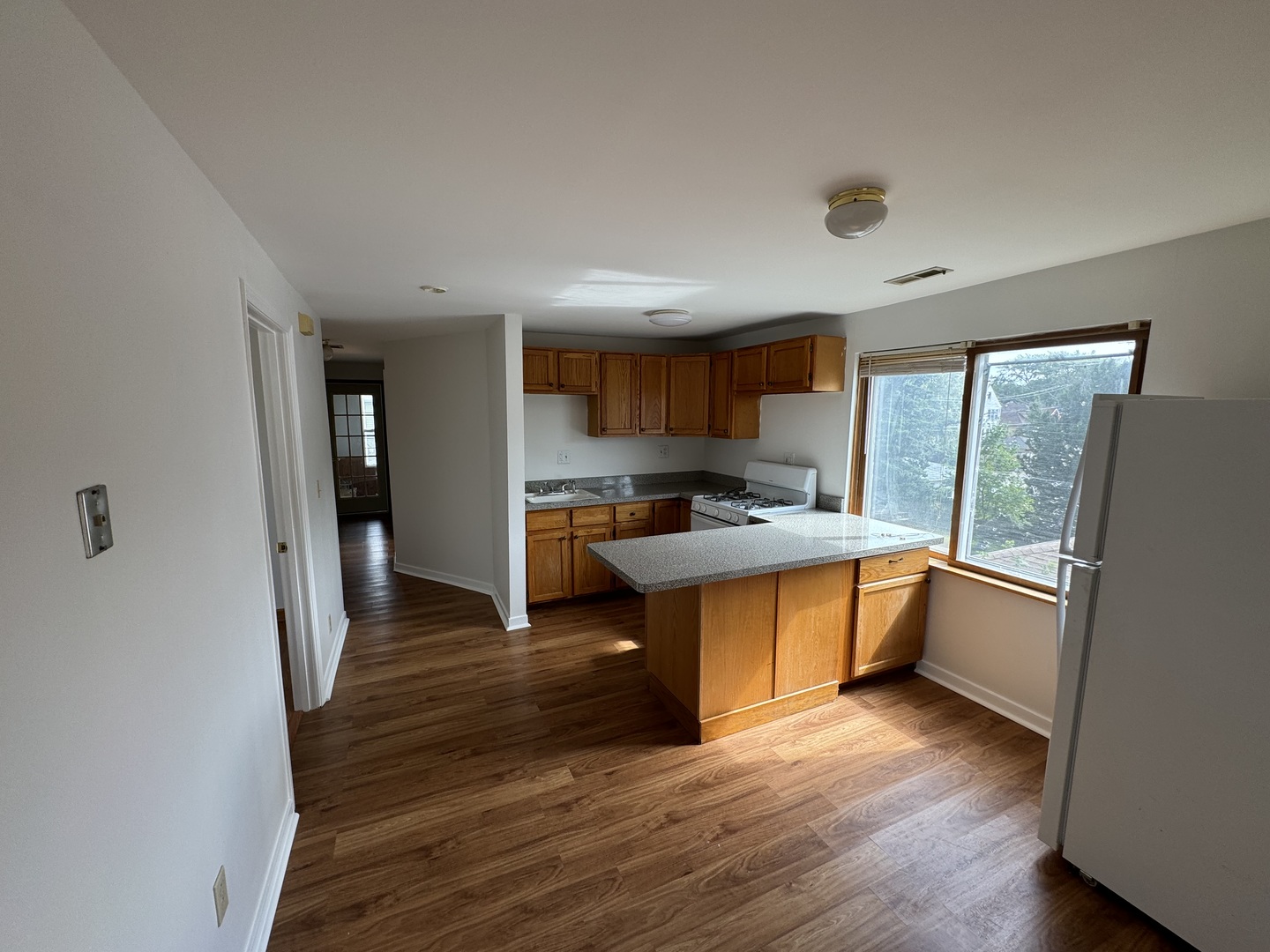 3511 N Kostner Avenue Unit: 2