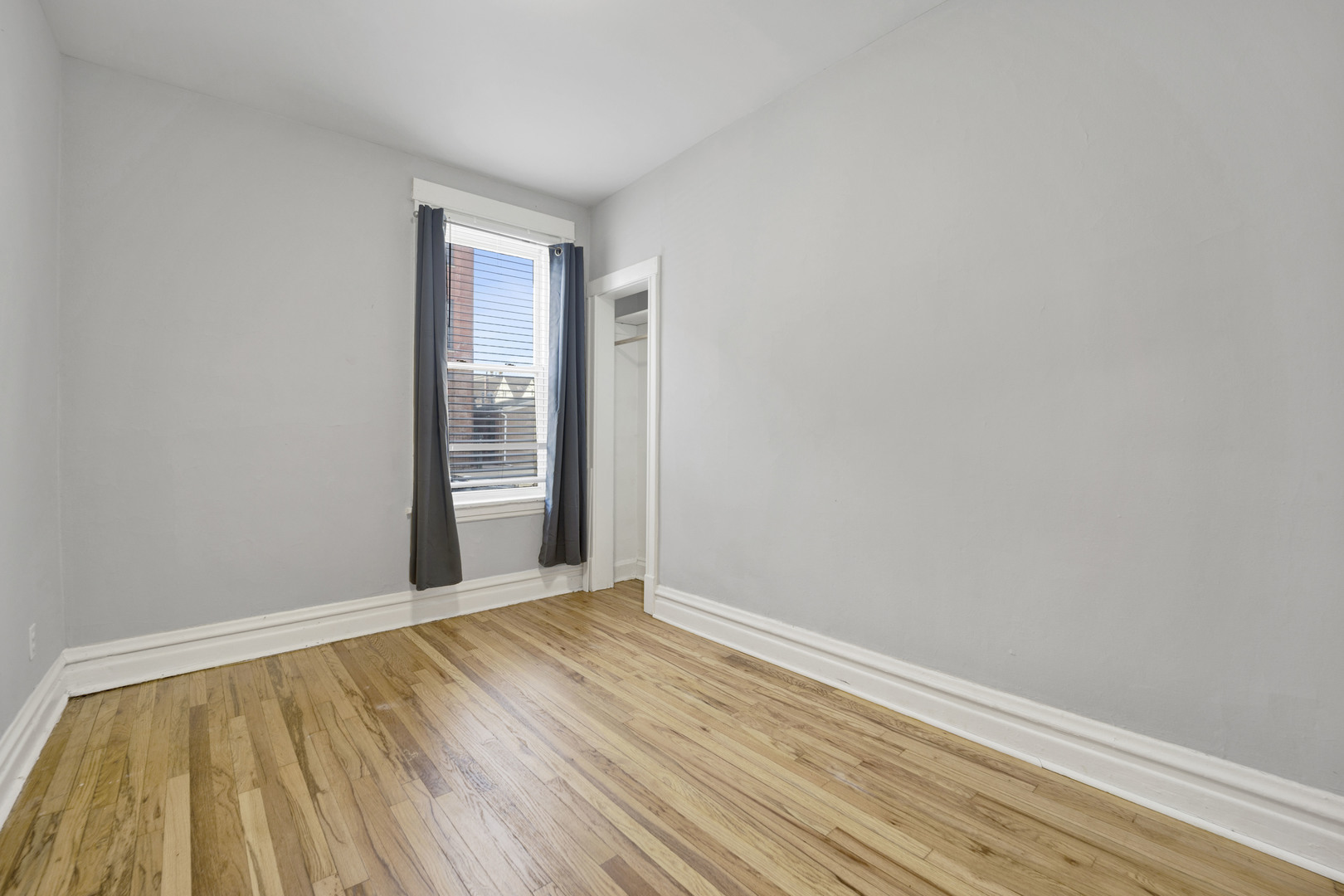 2255 S Oakley Avenue Unit: 1