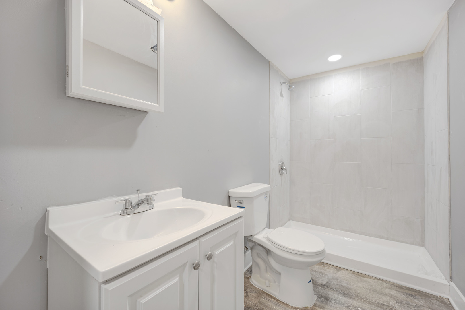 2286 S Blue Island Avenue Unit: 1R