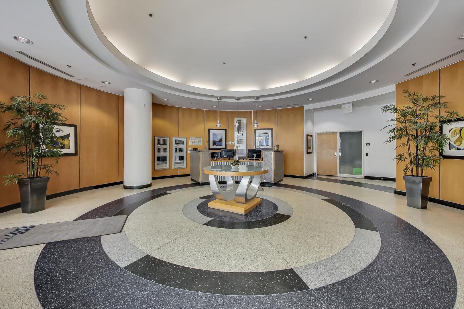 757 N Orleans Street Unit: 1203