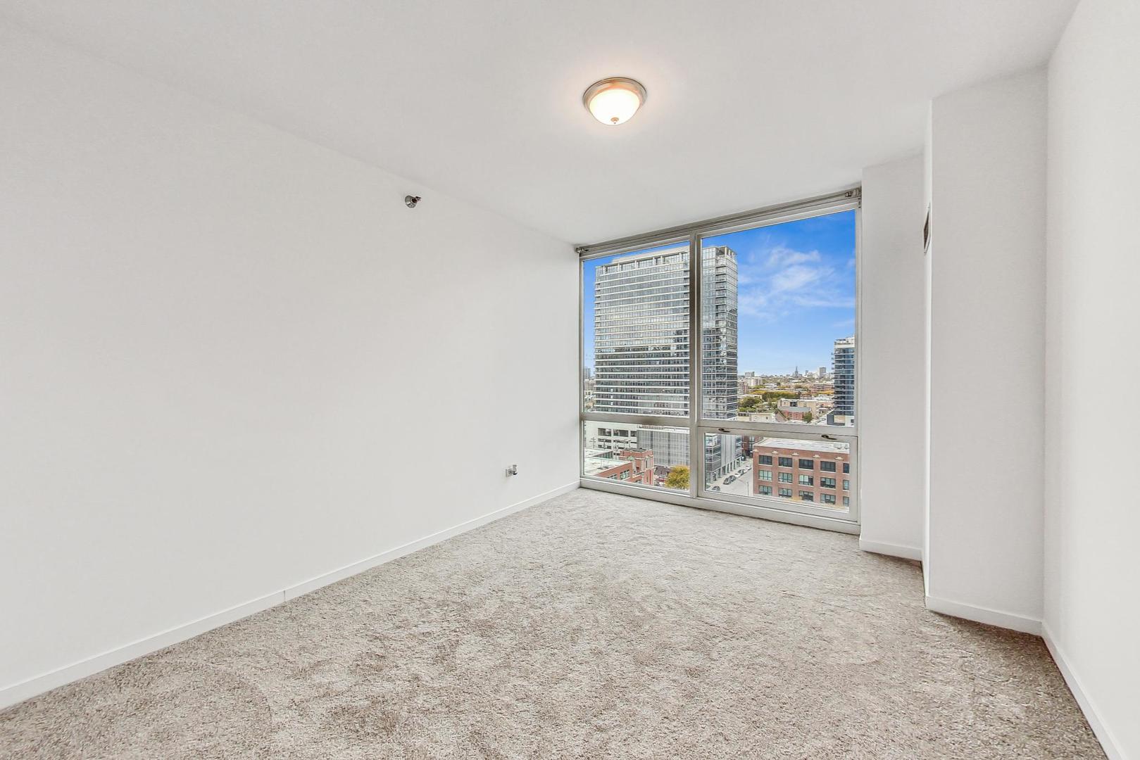 757 N Orleans Street Unit: 1203