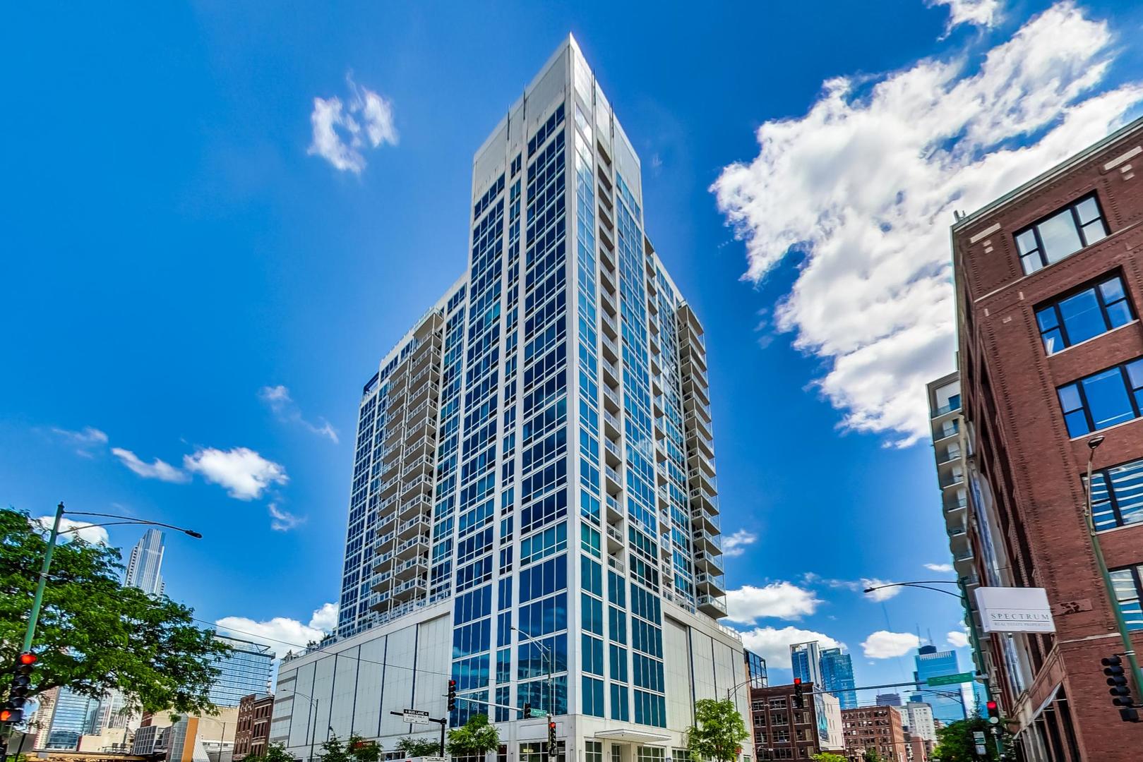 757 N Orleans Street Unit: 1203