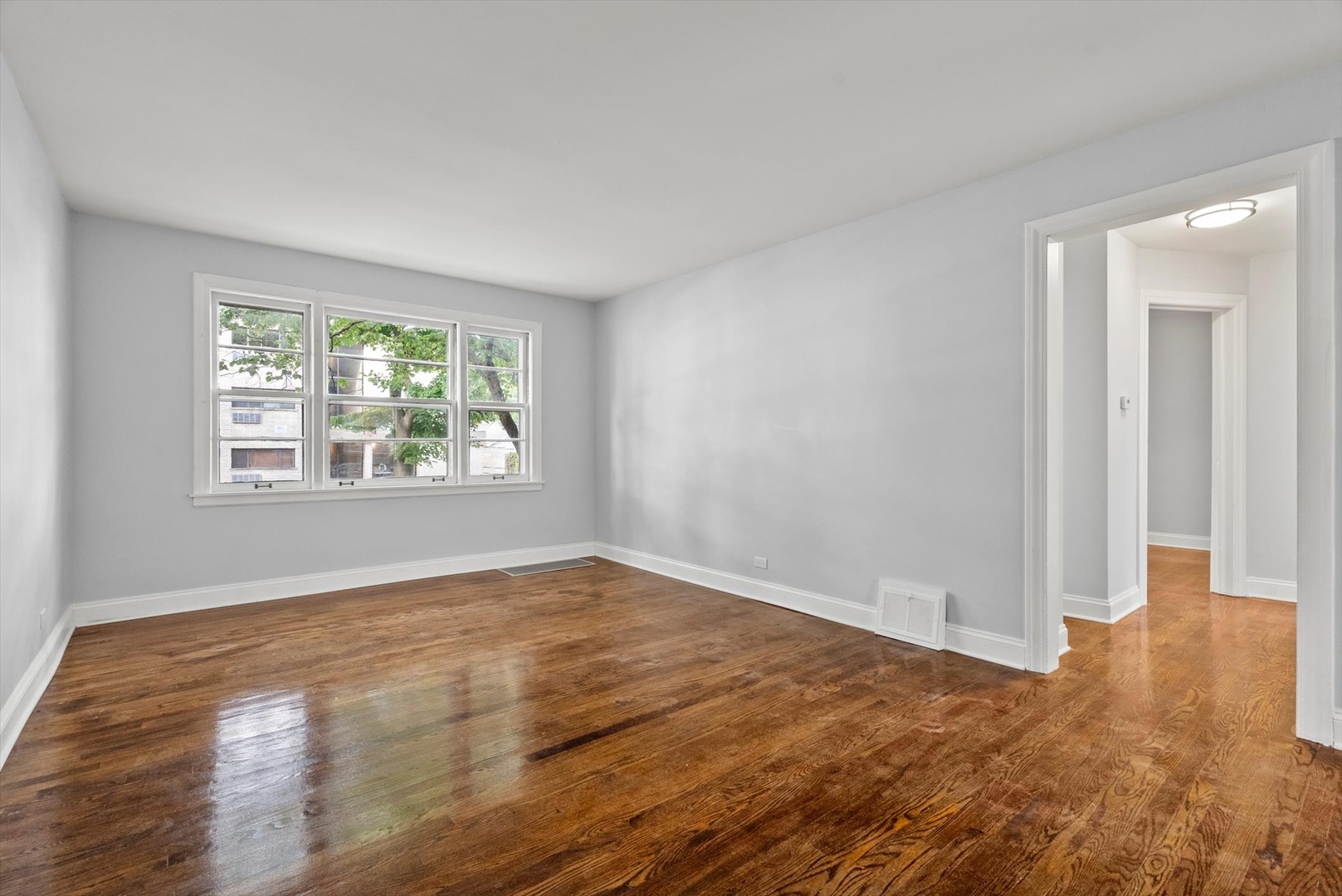 6551 N Damen Avenue Unit: 1