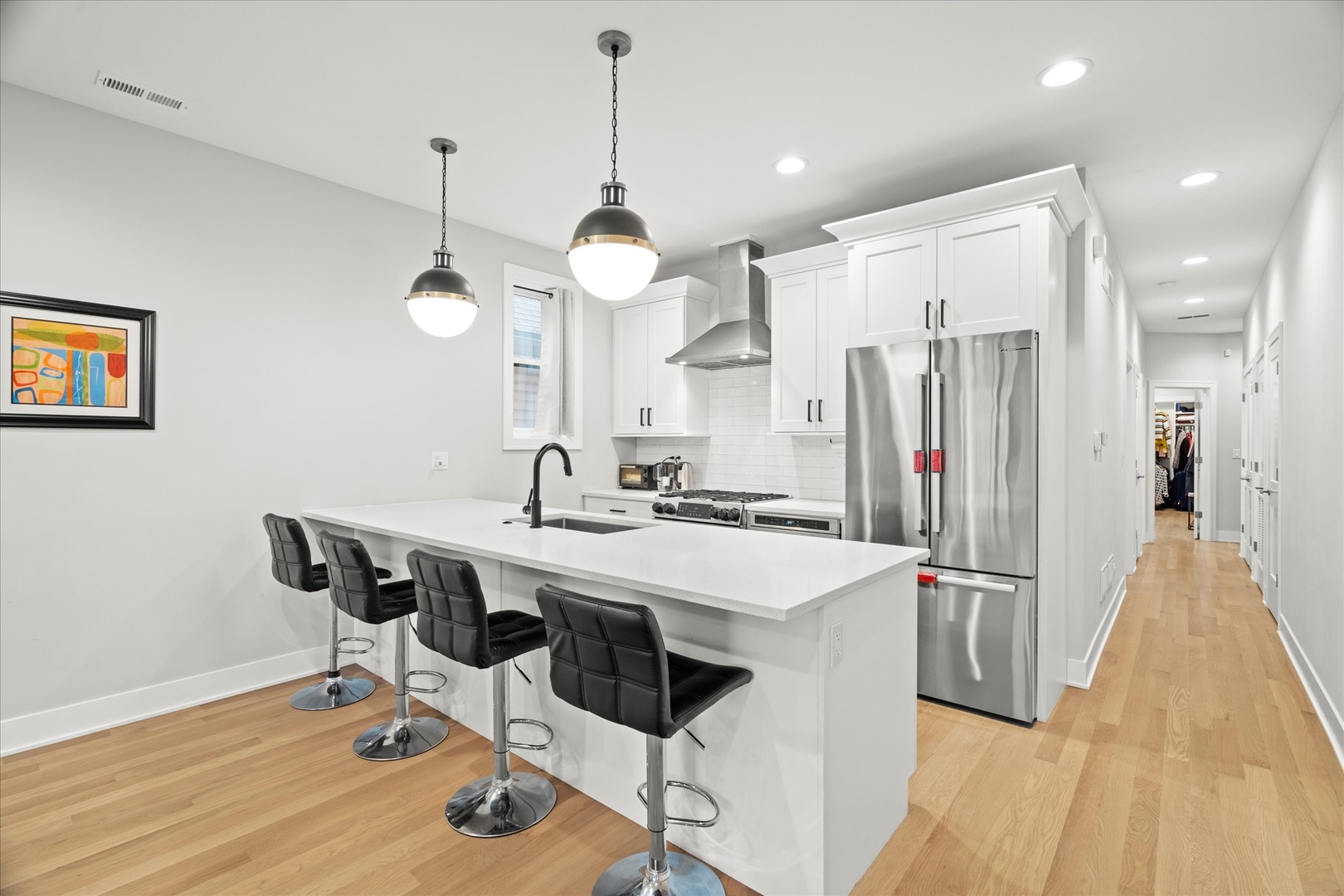 2965 N ELSTON Avenue Unit: 2