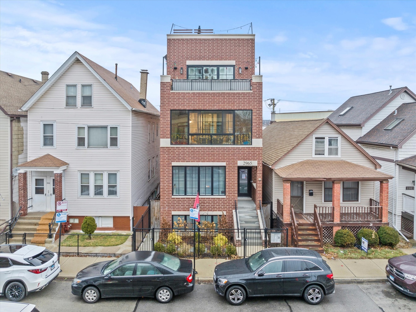 2965 N ELSTON Avenue Unit: 2