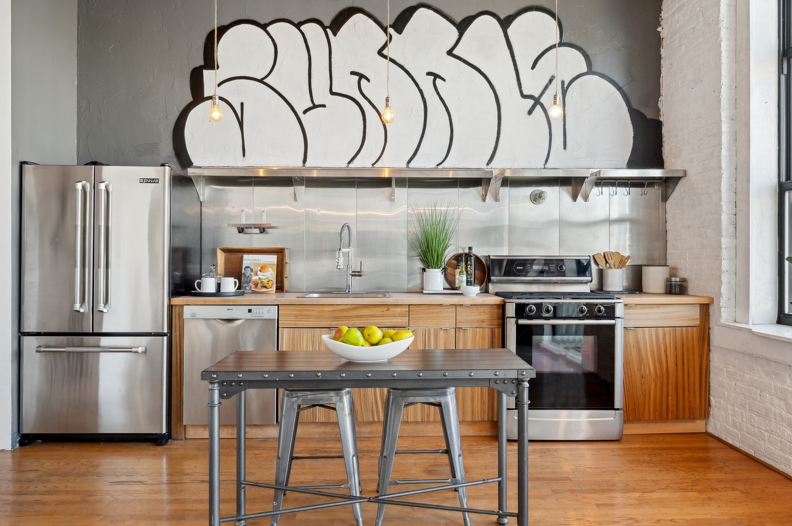 1801 S Michigan Avenue Unit: 706