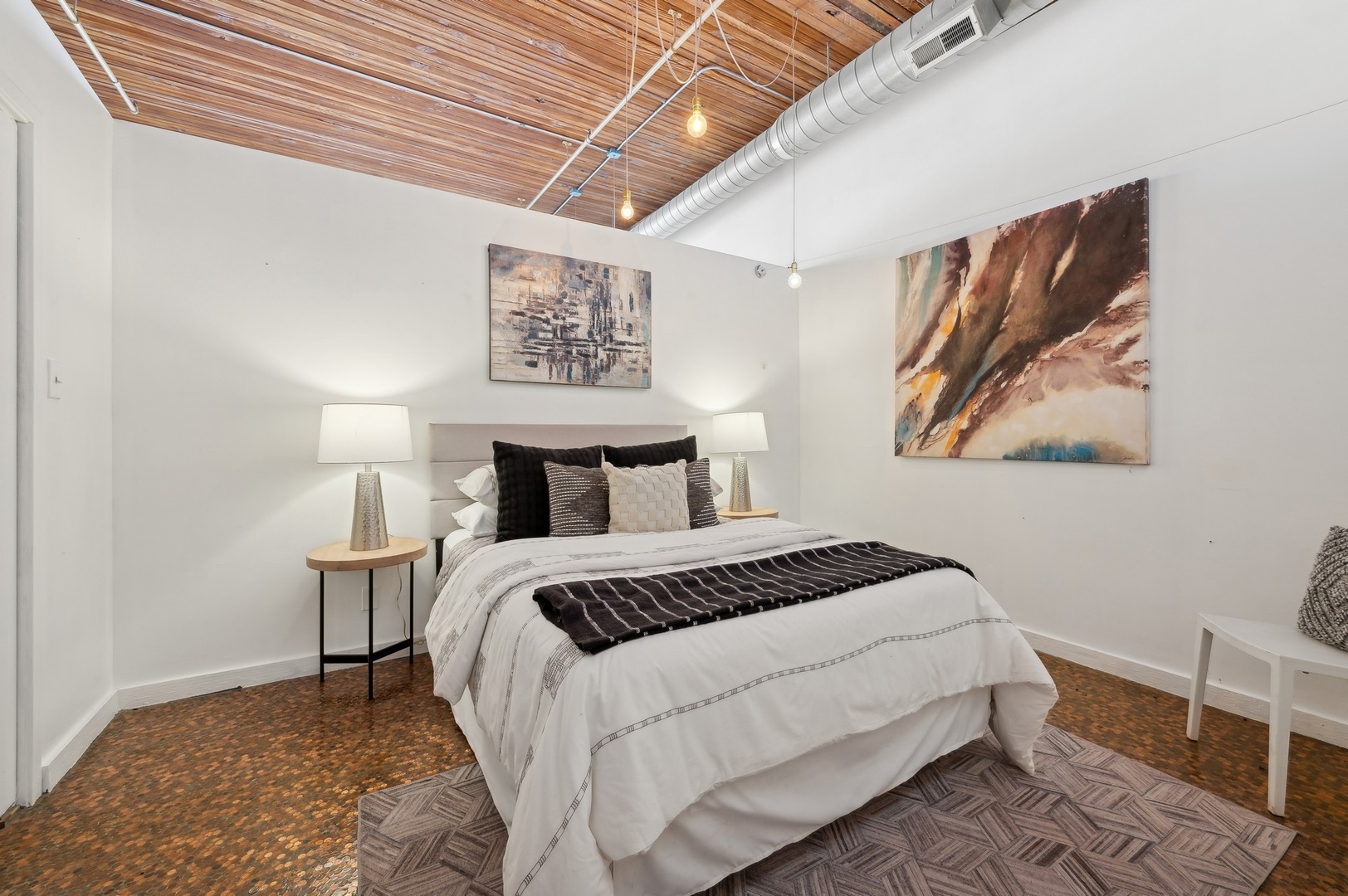 1801 S Michigan Avenue Unit: 706