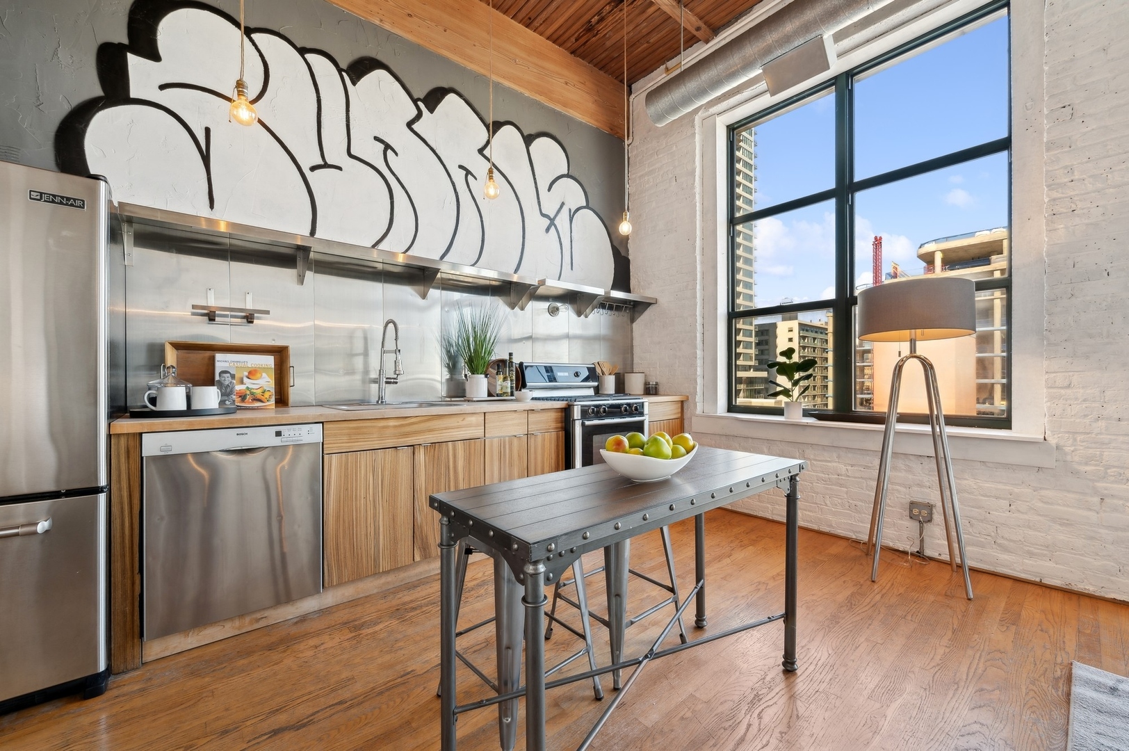 1801 S Michigan Avenue Unit: 706
