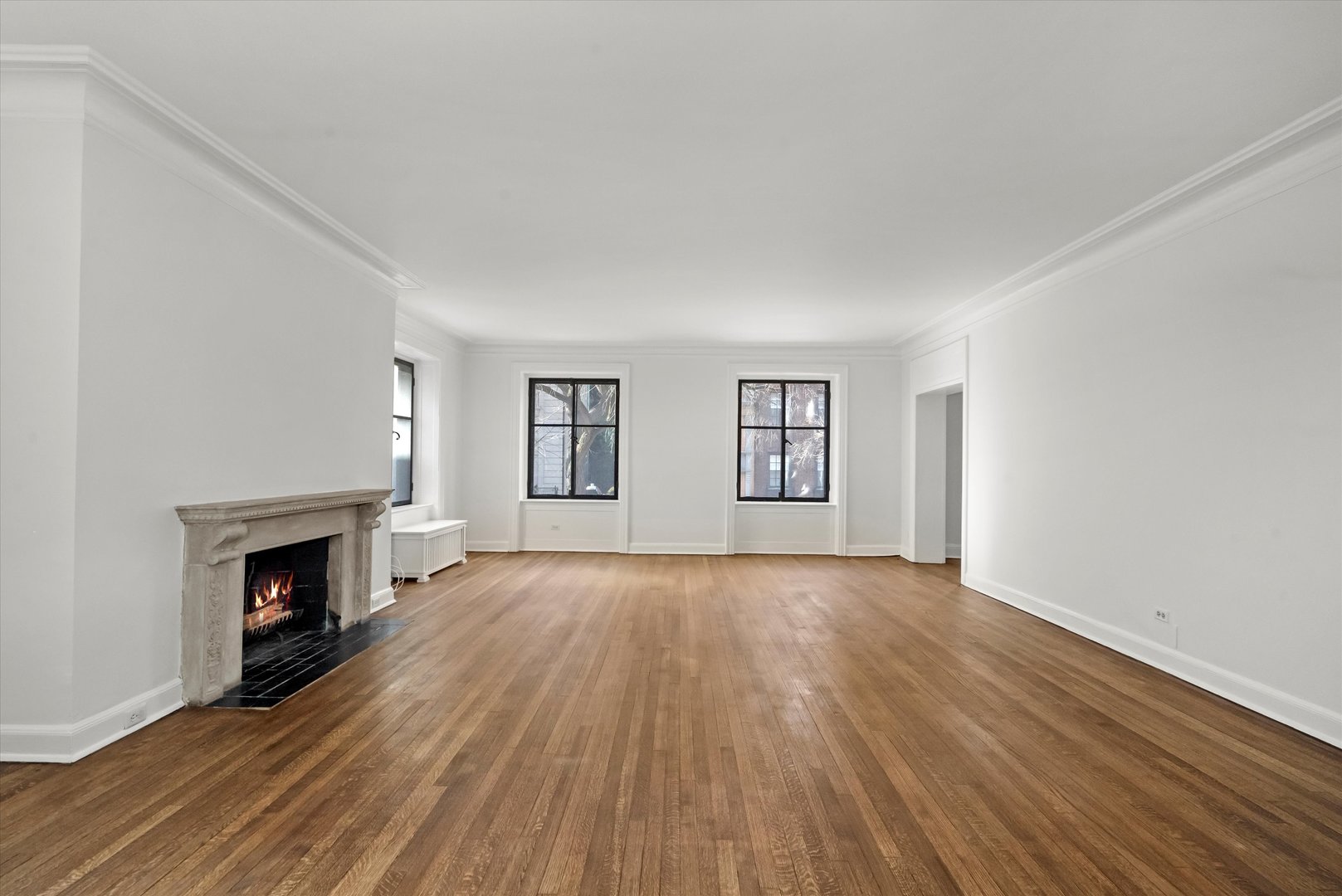 1415 N Astor Street Unit: 3