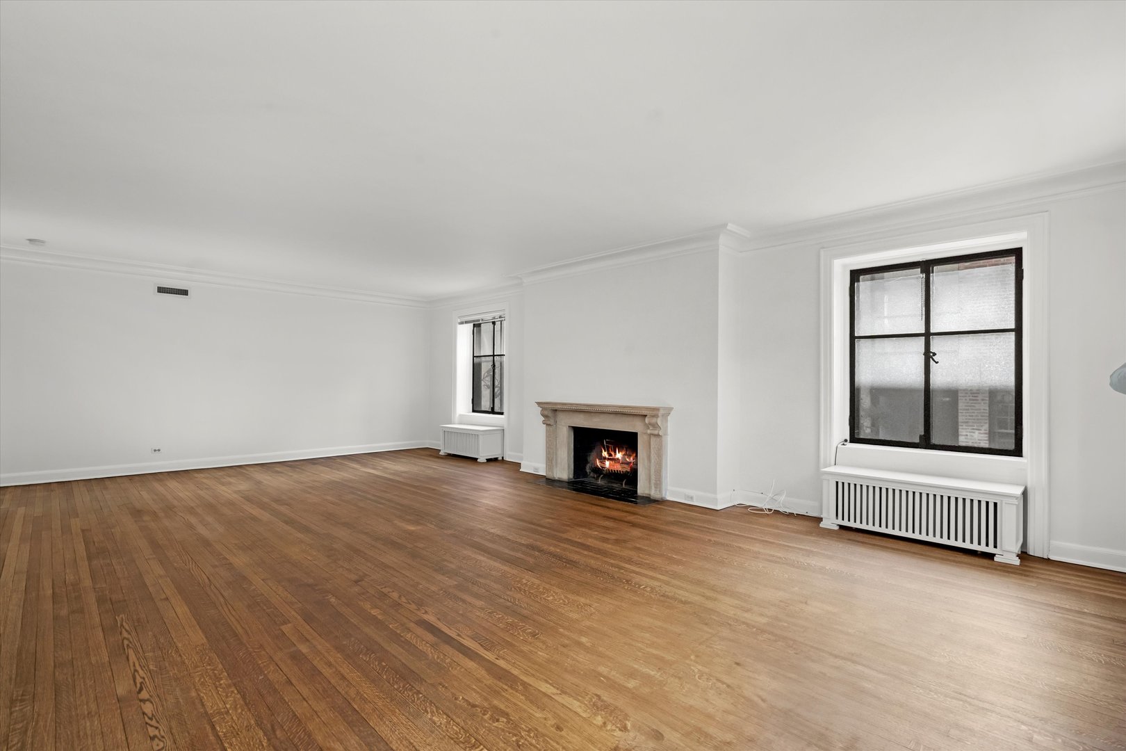 1415 N Astor Street Unit: 3
