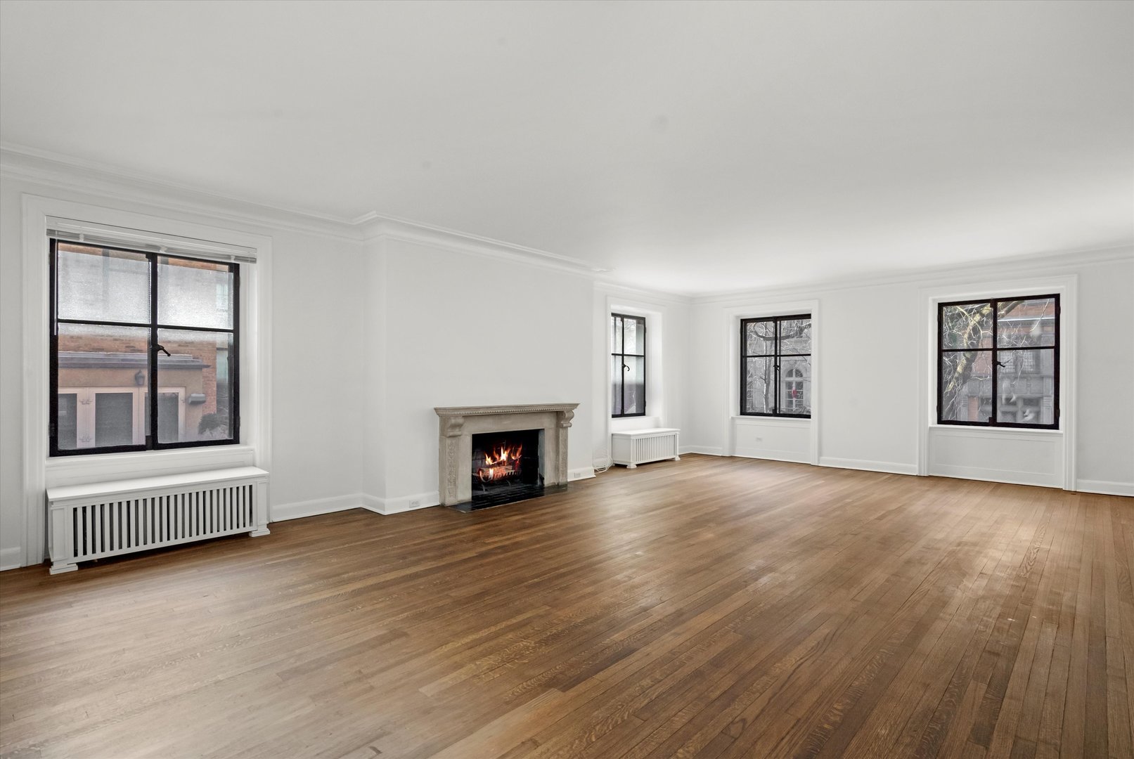 1415 N Astor Street Unit: 3