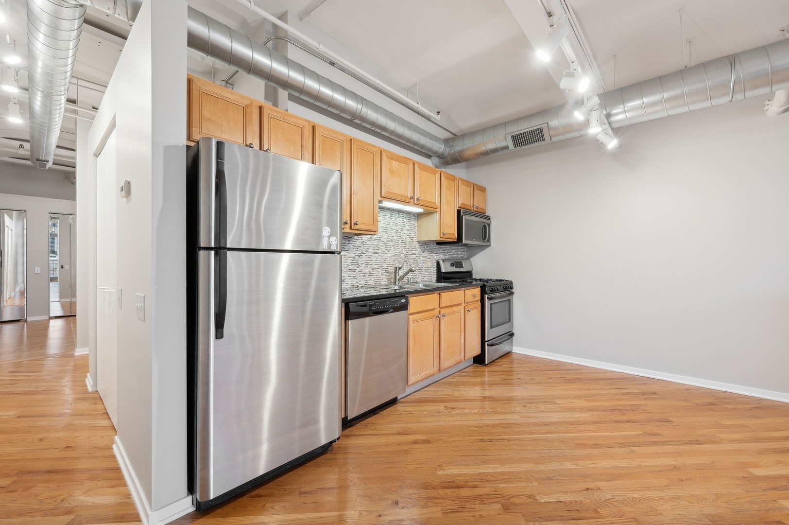 500 S Clinton Street Unit: 740