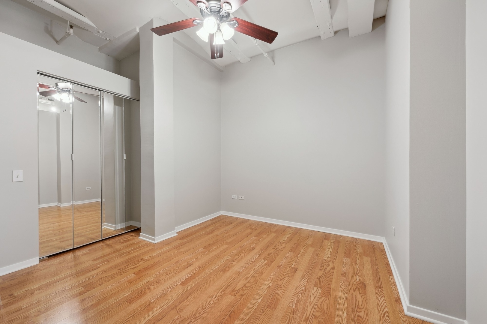 500 S Clinton Street Unit: 740