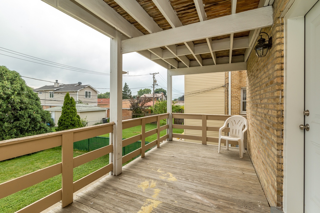 7331 W Higgins Avenue Unit: 1