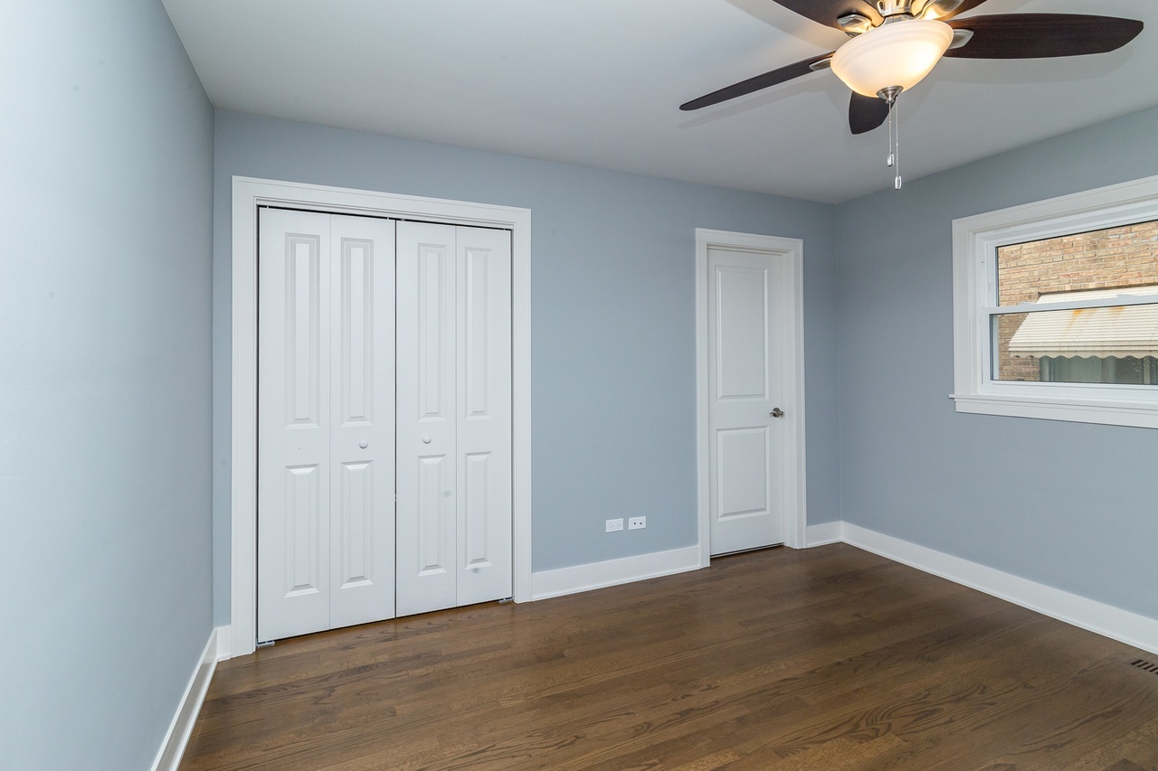 7331 W Higgins Avenue Unit: 1
