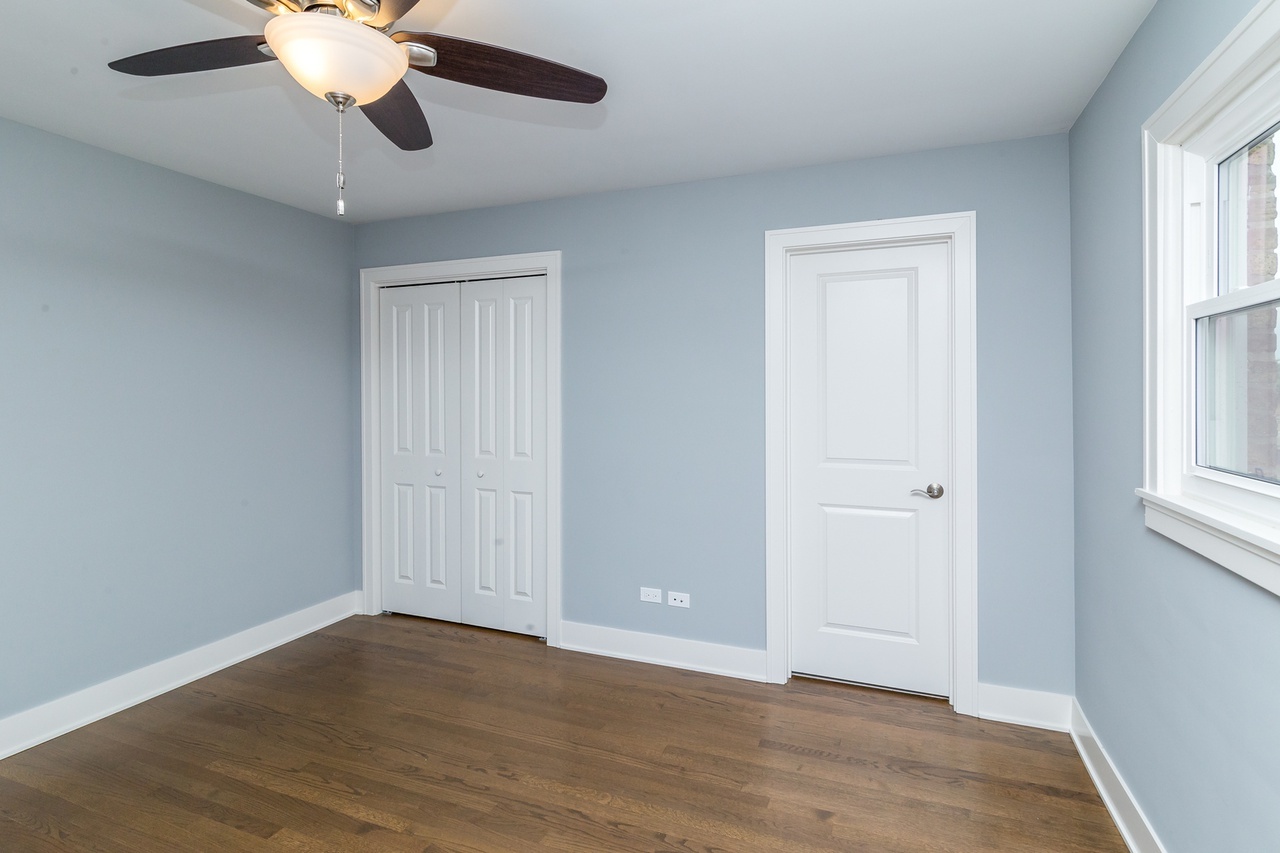 7331 W Higgins Avenue Unit: 1