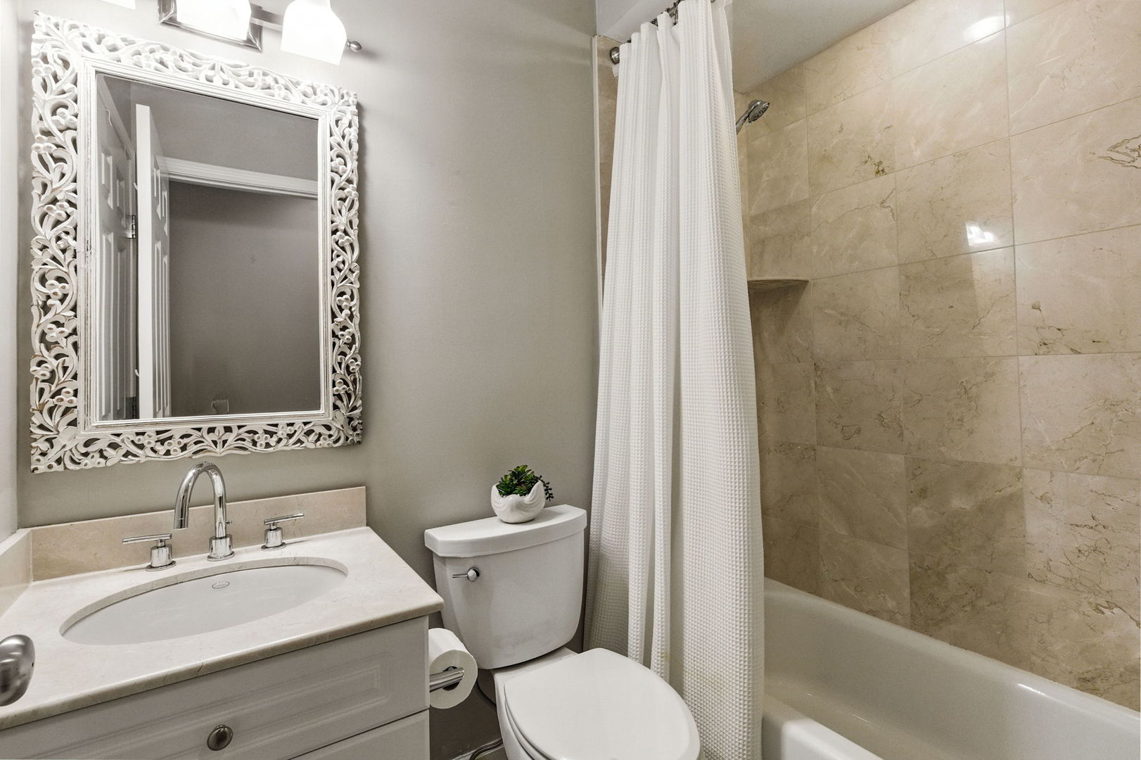 1243 N Paulina Street Unit: 1N