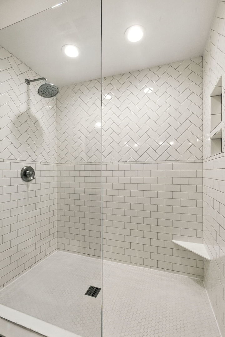 1243 N Paulina Street Unit: 1N