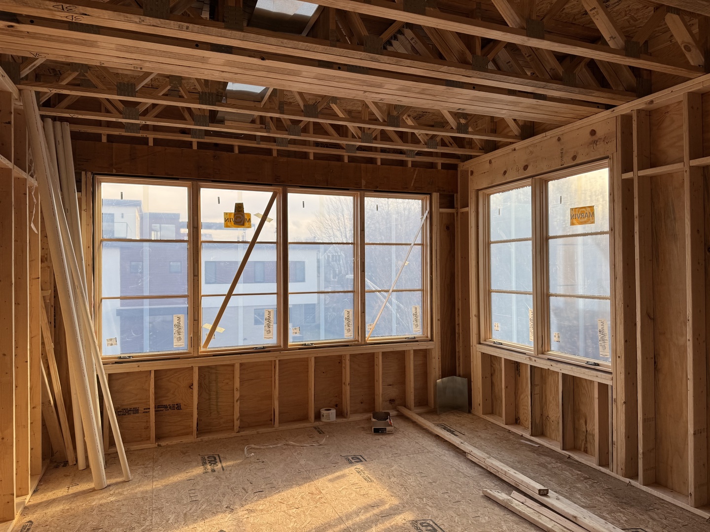 2644 N Lakewood Avenue Unit: 2S