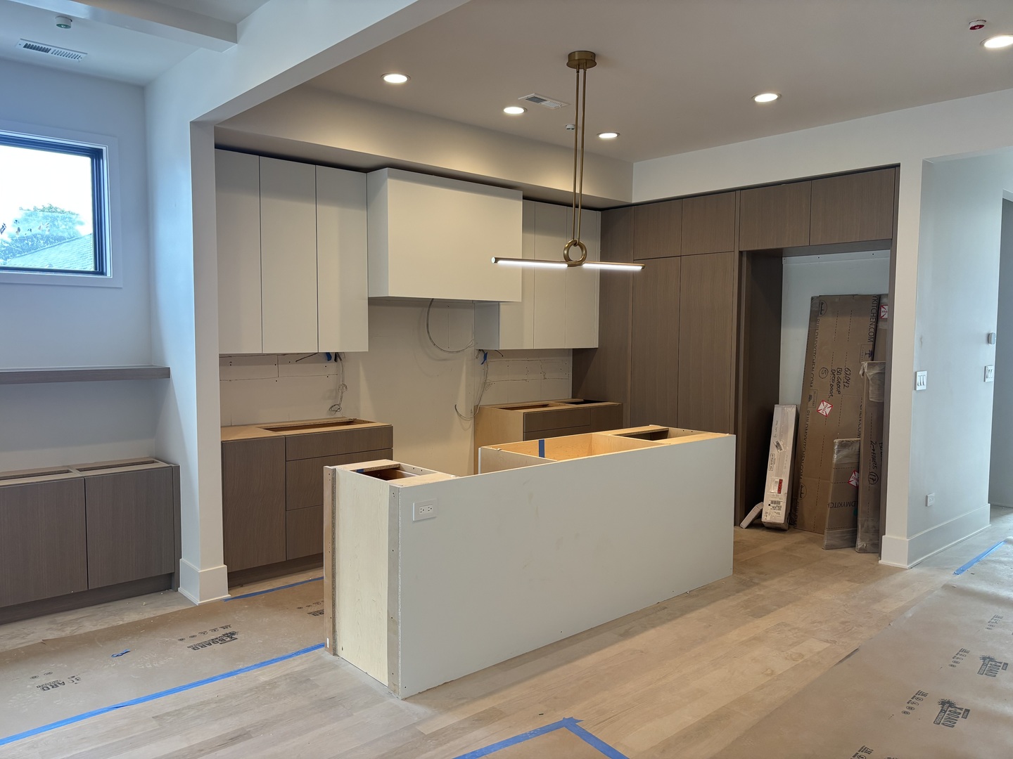 2644 N Lakewood Avenue Unit: 2N