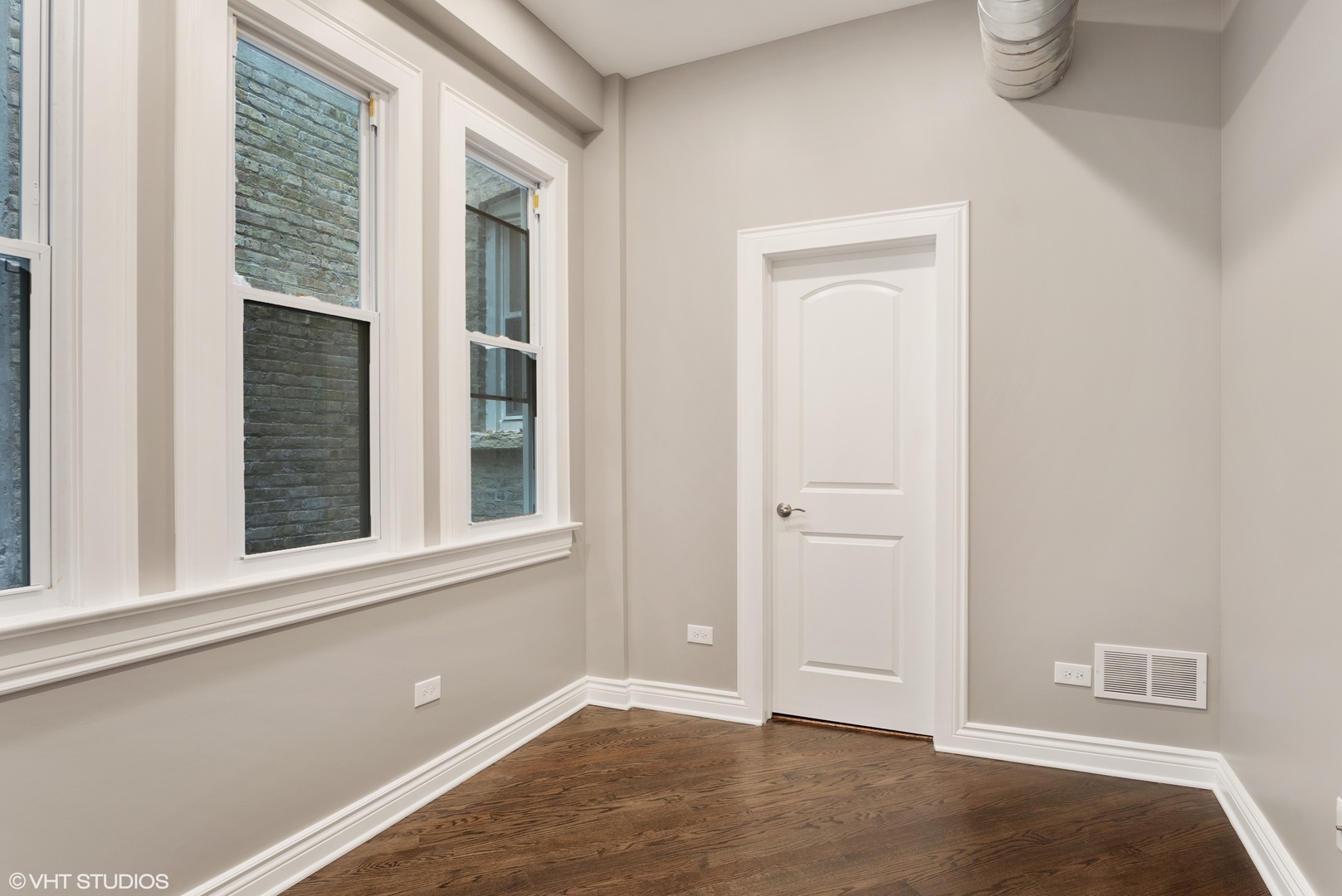 608 W Arlington Place Unit: 1