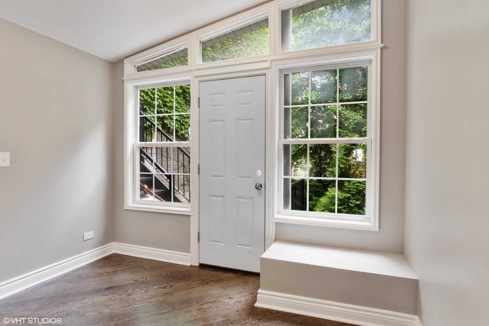 608 W Arlington Place Unit: 1