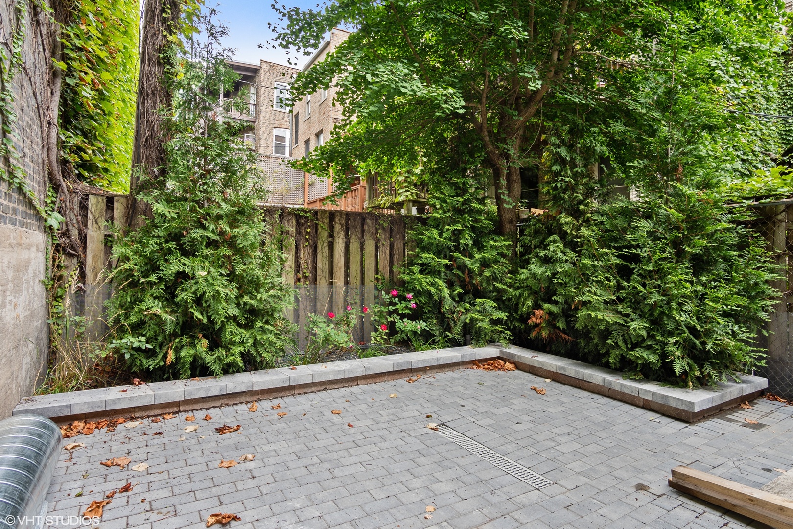 608 W Arlington Place Unit: 1