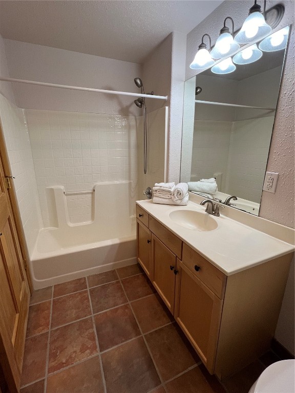 22714 Us Highway 6 Unit: 5962