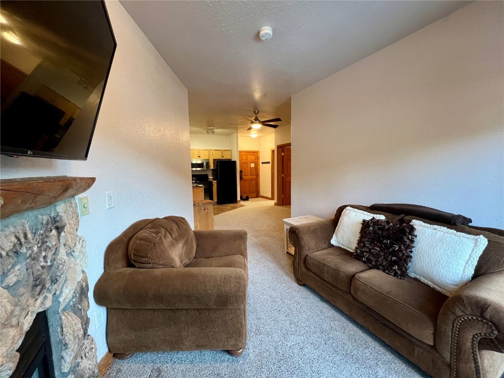 22714 Us Highway 6 Unit: 5962