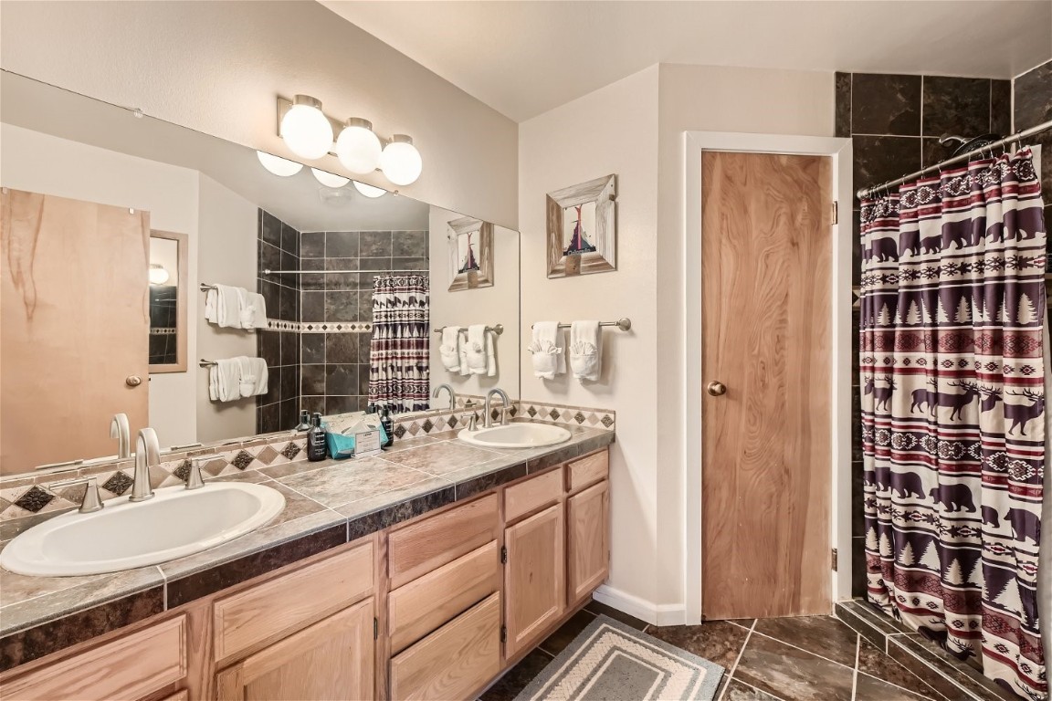 165 Argentine COURT 1405