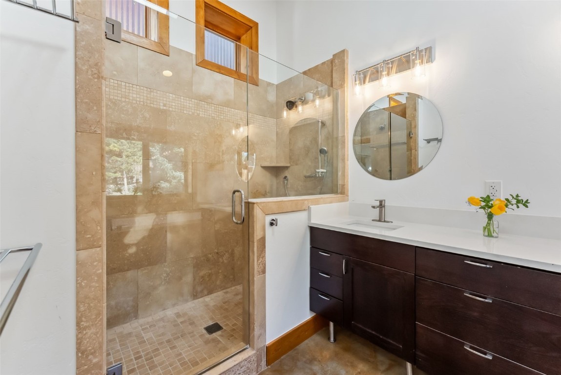 475 Vail CIRCLE