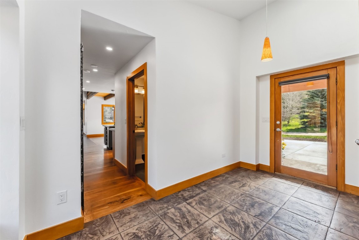475 Vail CIRCLE