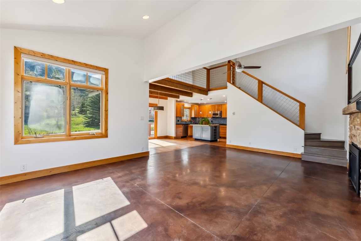 475 Vail CIRCLE