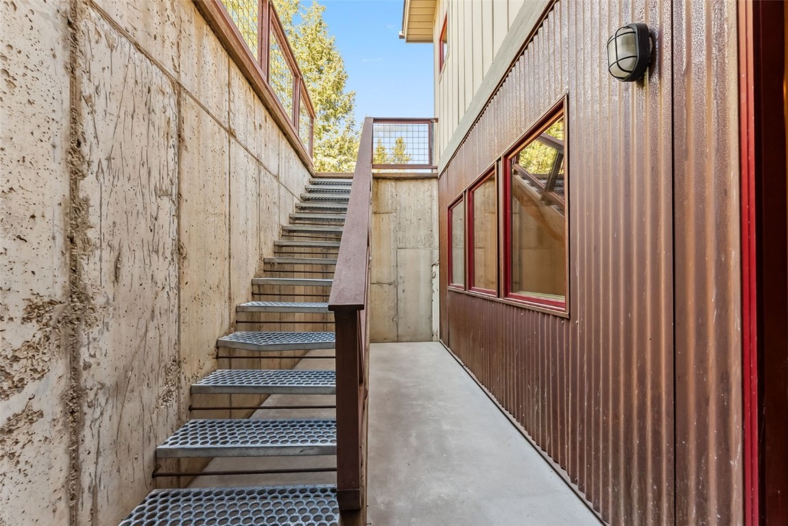 475 Vail CIRCLE