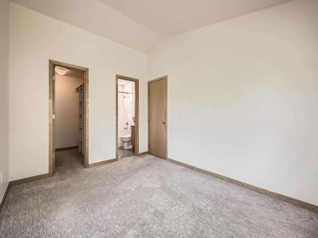 40 Cove BOULEVARD G40