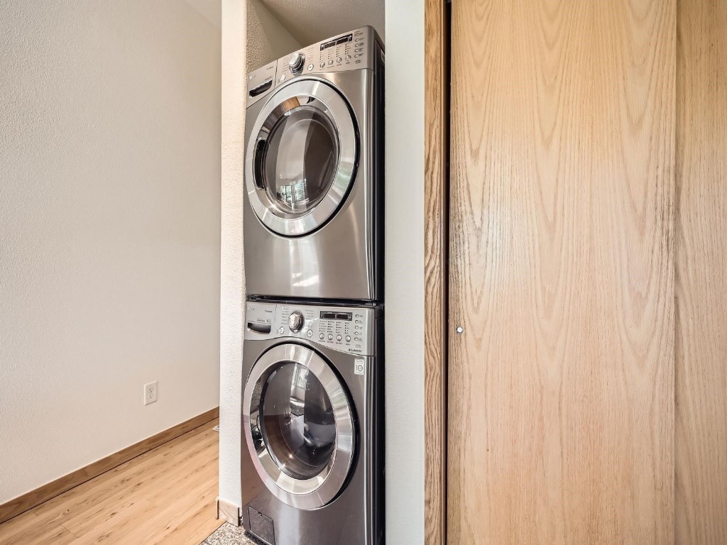 40 Cove BOULEVARD G40