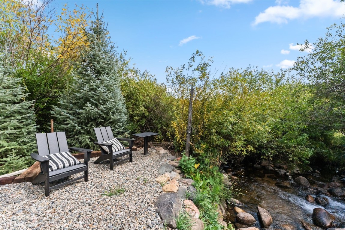 249 E Coyote COURT
