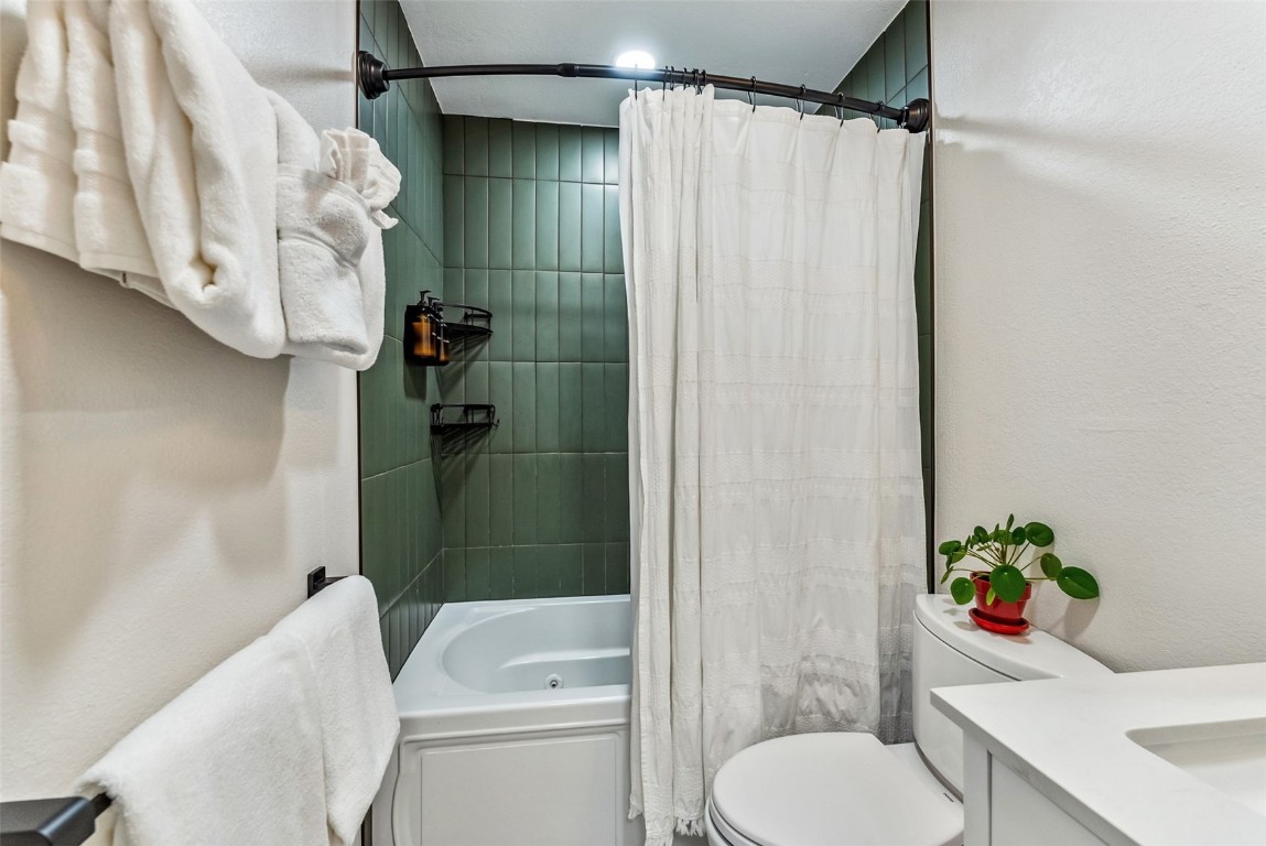 249 E Coyote COURT