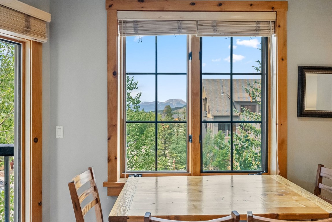 150 Dercum SQUARE 8503