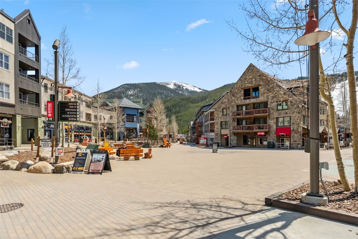 150 Dercum SQUARE 8503