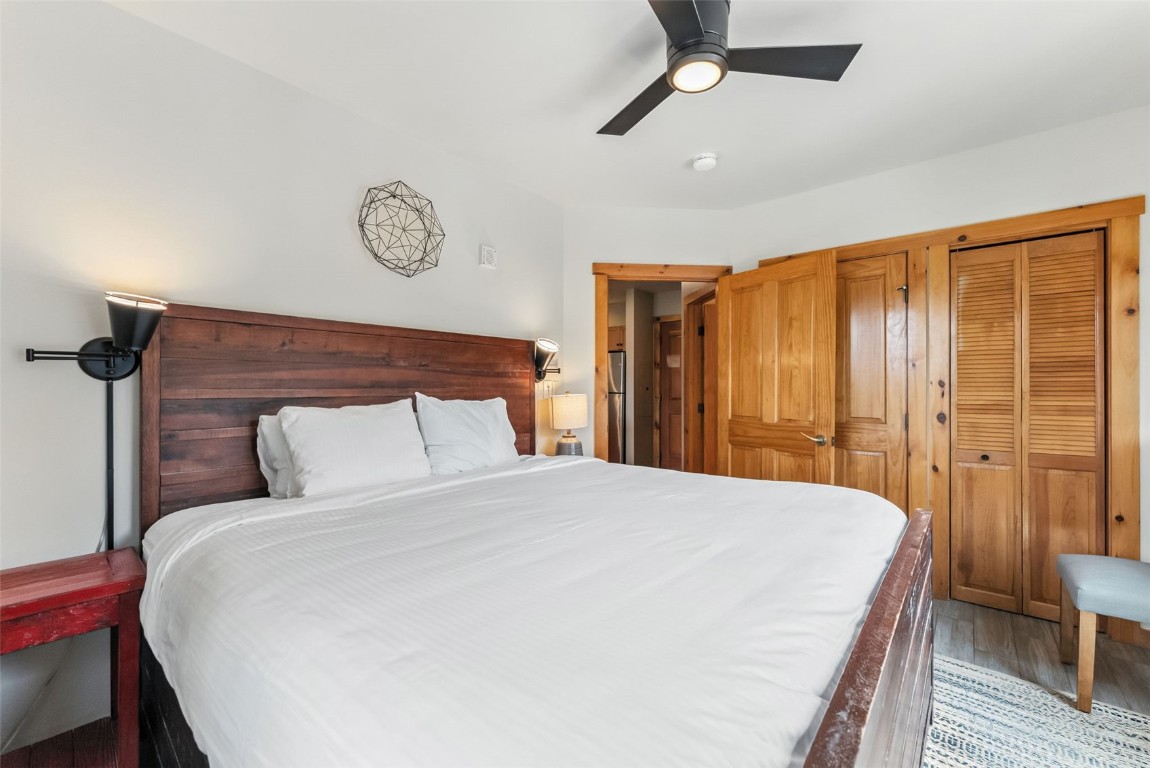 150 Dercum SQUARE 8503