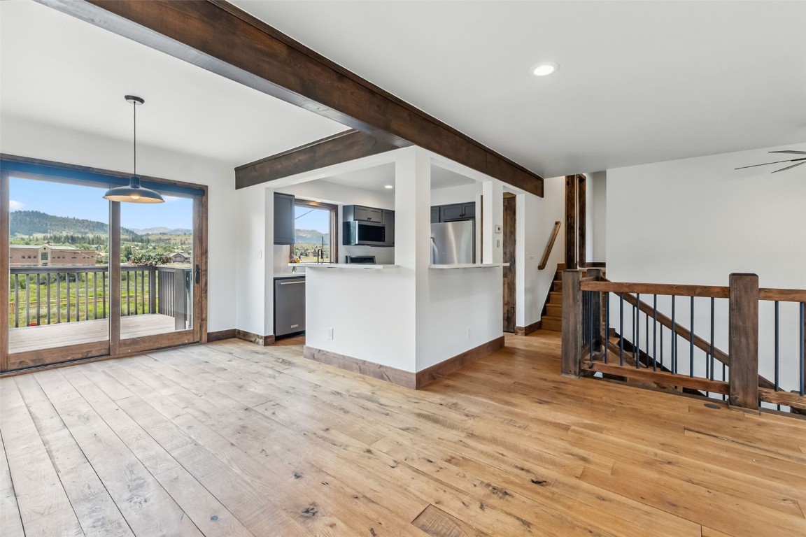 815 Summit DRIVE