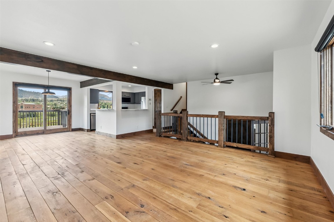 815 Summit DRIVE