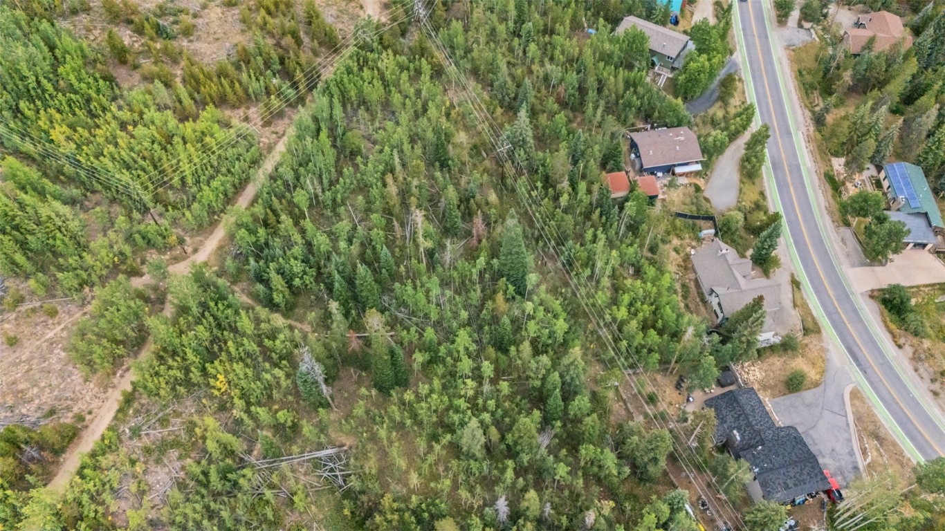 218 Deer Path ROAD