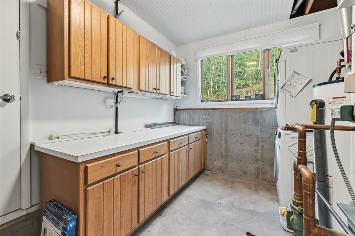 218 Deer Path ROAD