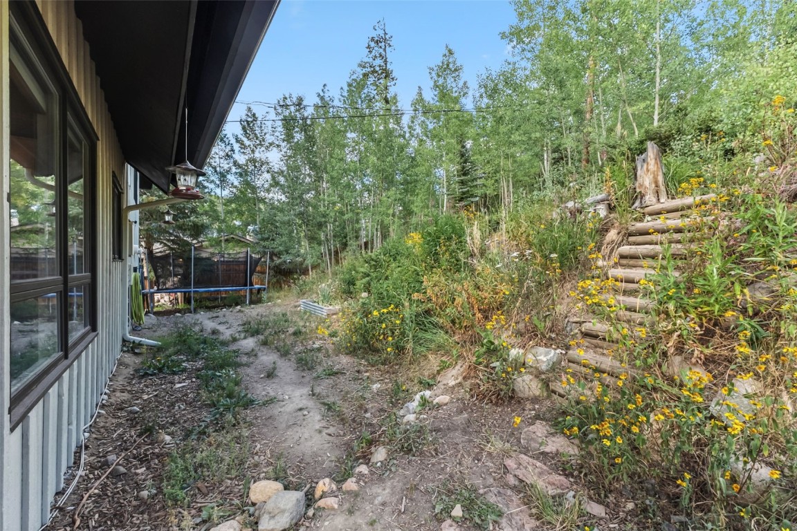 218 Deer Path ROAD