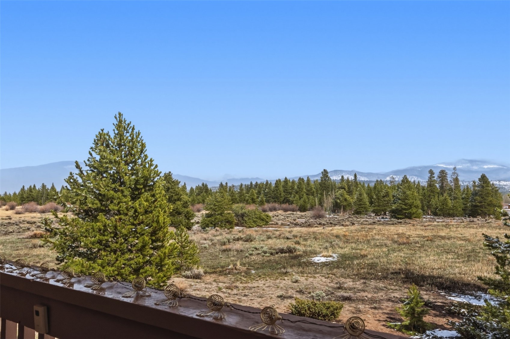 722 Meadow Creek DRIVE E