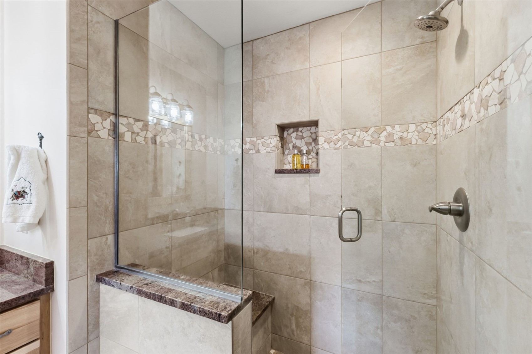 722 Meadow Creek DRIVE E