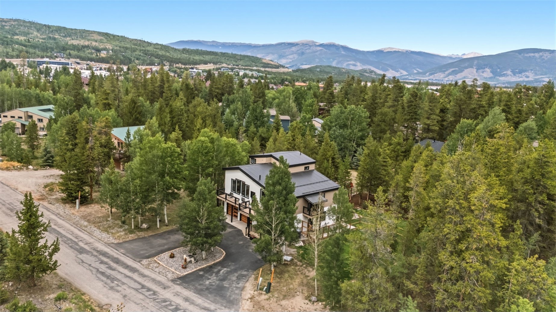 53 County Road 1041