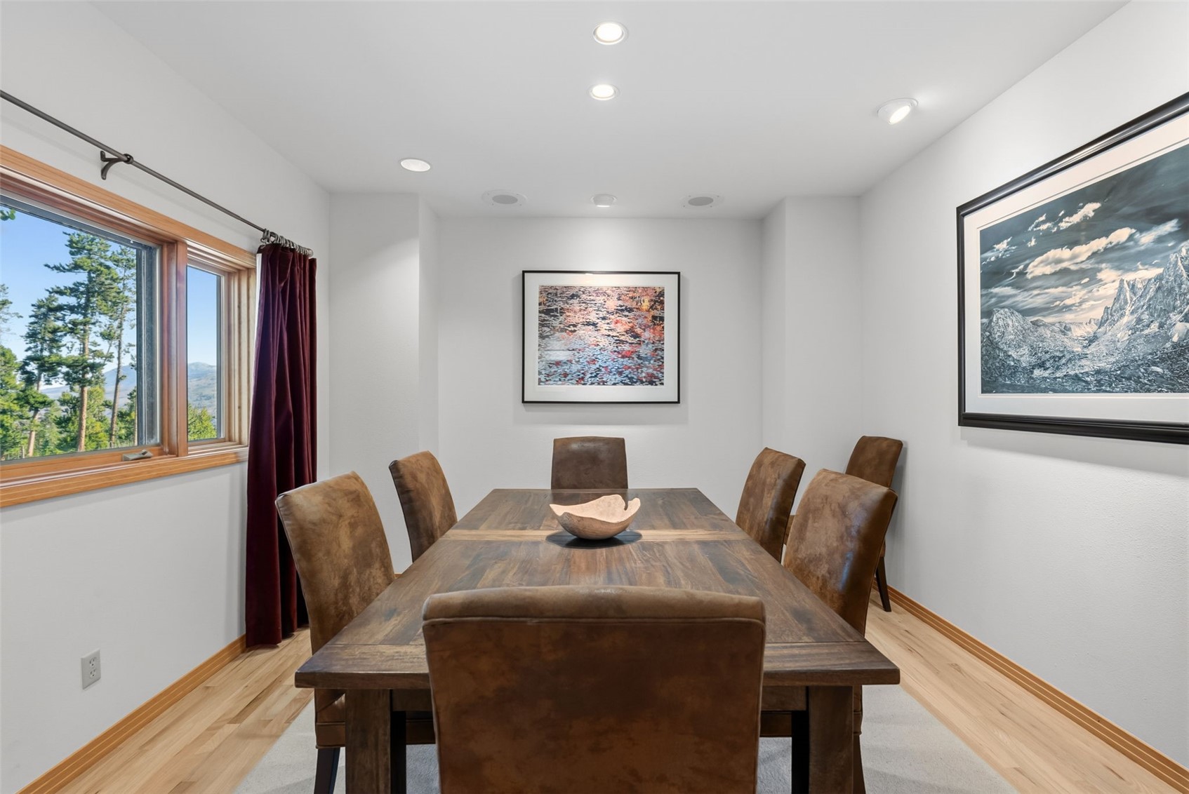 1165 Emerald ROAD
